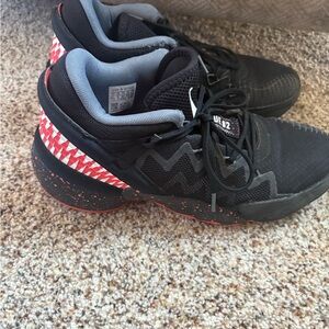 Adidas Sneakers Mens 8 D.O.N  Issue 2 Marvel Venom Limited Edition size 6.5